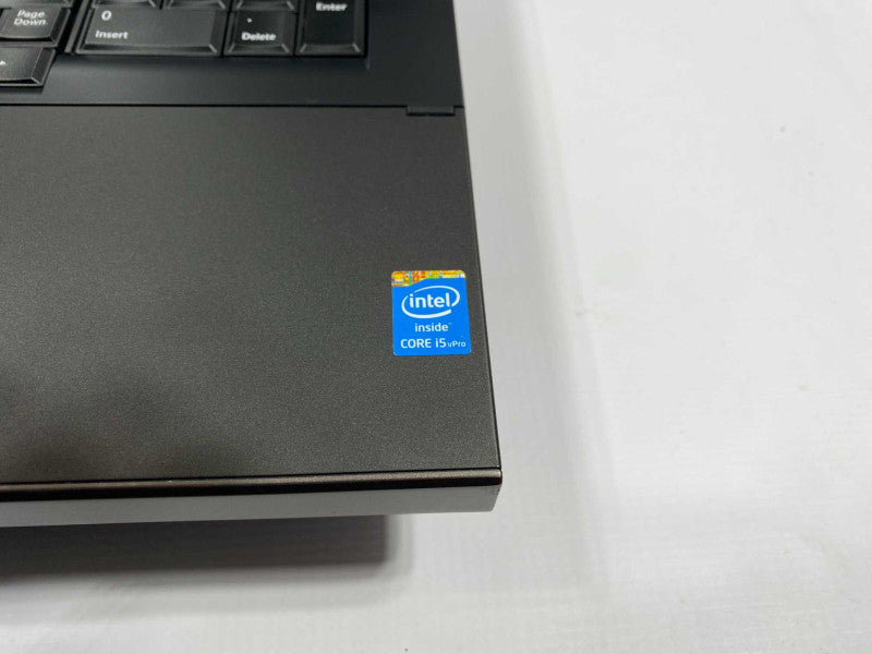 17.5\\" DELL with Precision M6800 with i5-4300M CPU 8GB RAM & 256GB SSD Storage  -