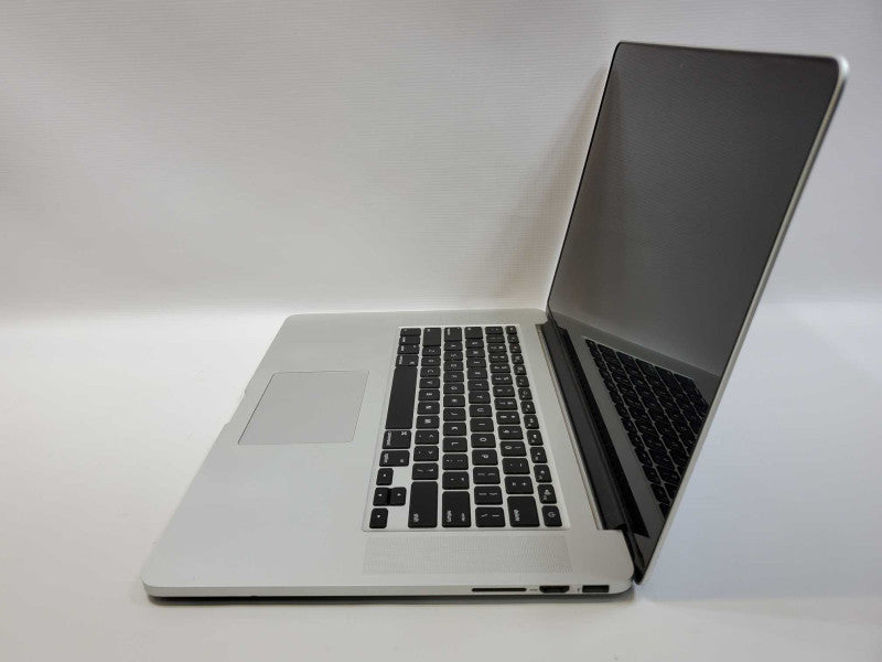 MacBook Pro 2015 15\\" Core i7-4770HQ @ 2.2GHz 16GB DDR3 500GB SSD [READ] (
