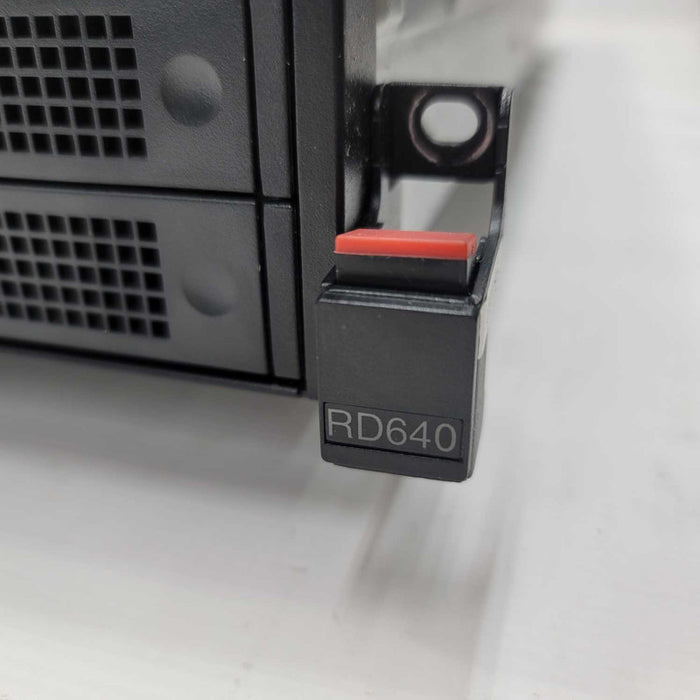 Lenovo ThinkServer RD640 Xeon E5-2620 V2 @ 2.00GHz 32gb RAM 9260-8i Raid 2xPSU =