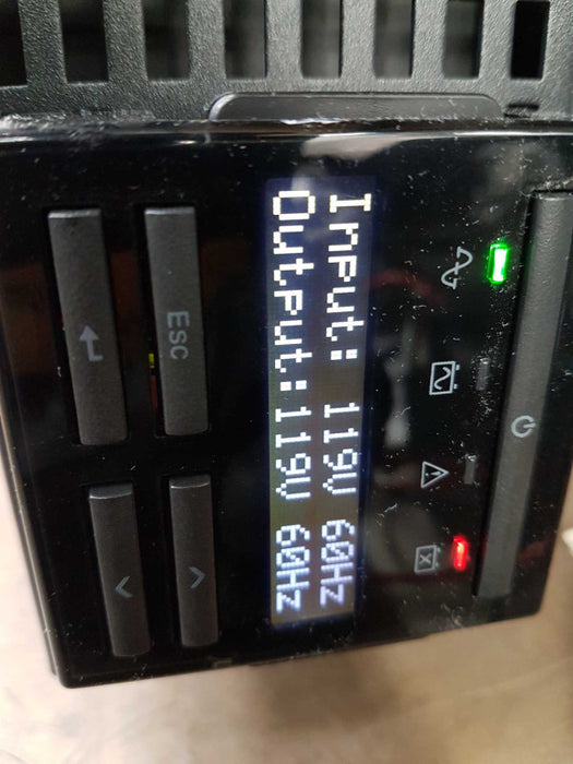 APC SMX1500RM2UNC 8 Outlets Uninterruptible Power Supply / READ #