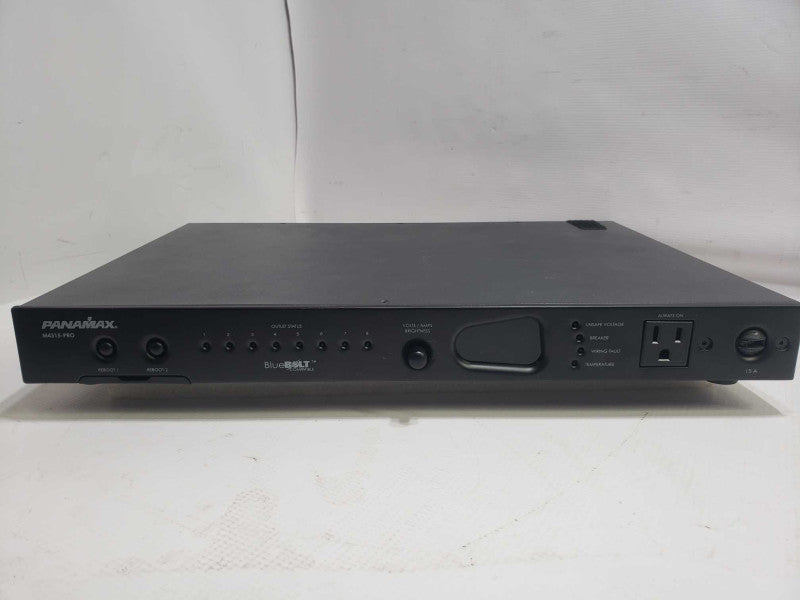 Panamax M4315-Pro 8-Outlet Rack Mounted PDU Power Conditioner
