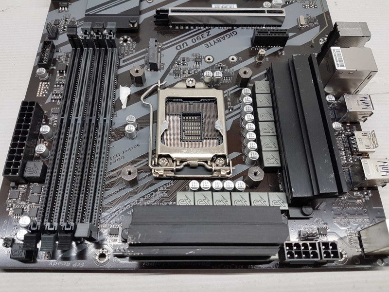 Gigabyte Z390 UD Motherboard DDR4 LGA 1151 - READ #