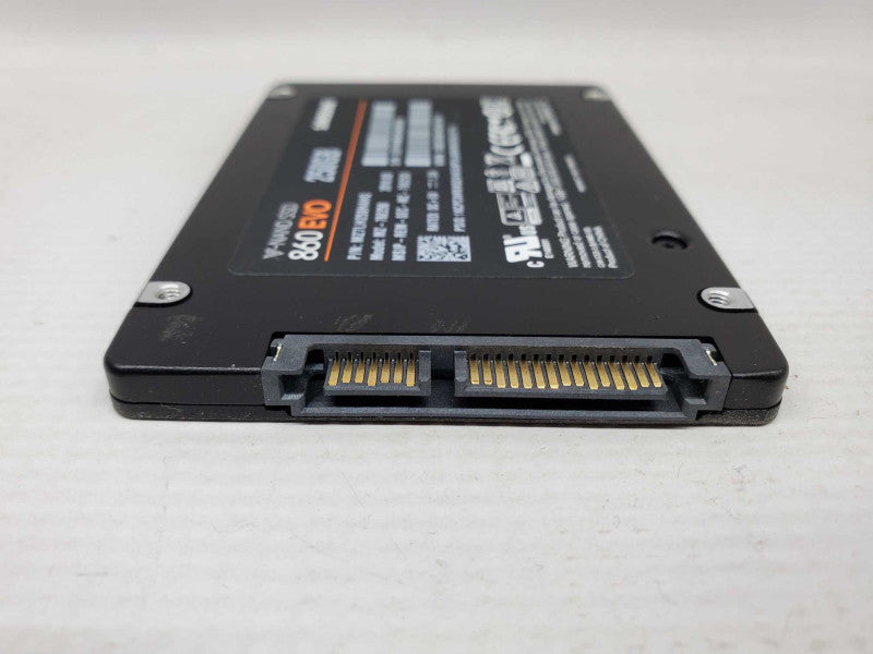 Solid State Drive - 240 to 256 GB - Sata 2.5\\" [Assorted SSD] (