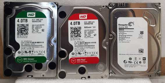 A box of 4TB 3.5\\'\\' SATA HDDs mixed brands - 24 PCS