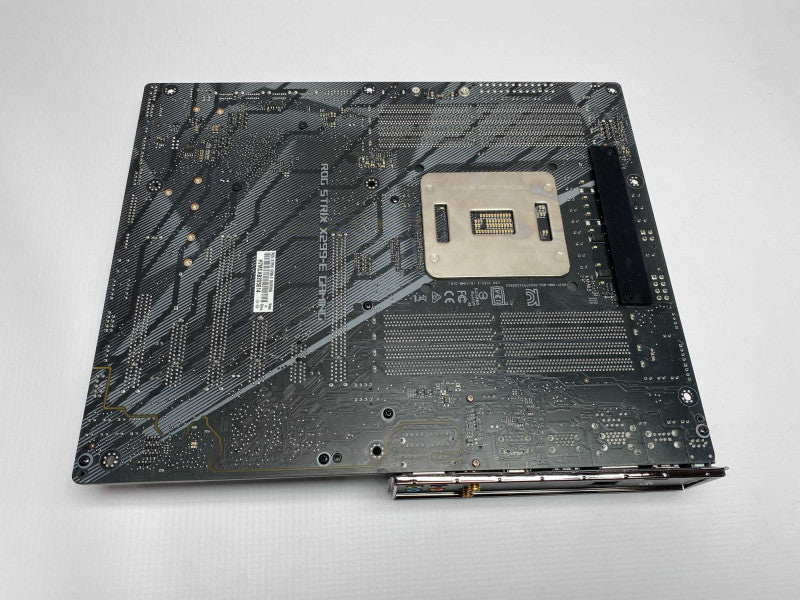 ASUS ROG STRIX GAMING X299-E + Intel i7-7800X CPU NO RAM NO GPU NO SSD/HDD -