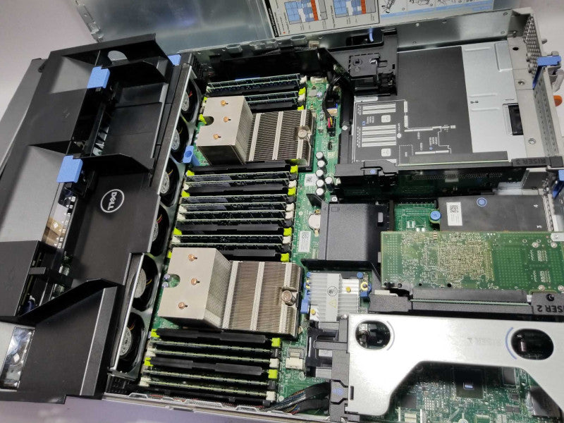 Dell PE R720, 2x Xeon E5-2650 2.0GHz 8C/112GB ECC, H710P Mini, 2x PSU, 2.5\\" ~