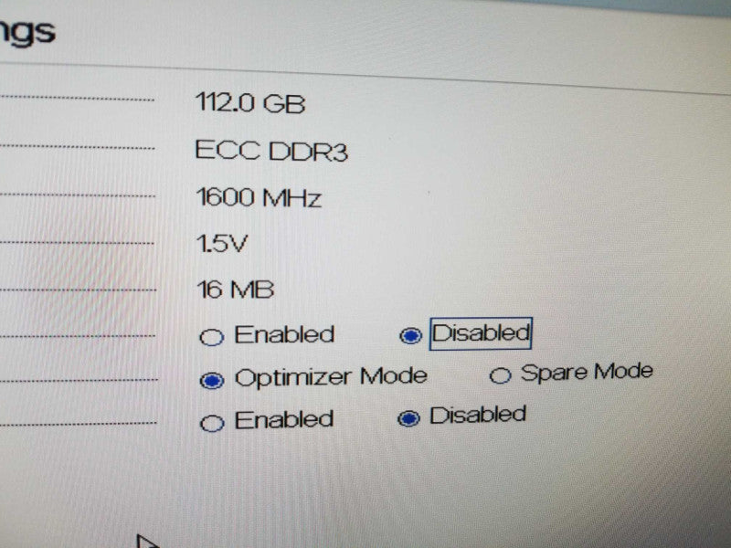Dell PE R720, 2x Xeon E5-2650 2.0GHz 8C/112GB ECC, H710P Mini, 2x PSU, 2.5\\" ~