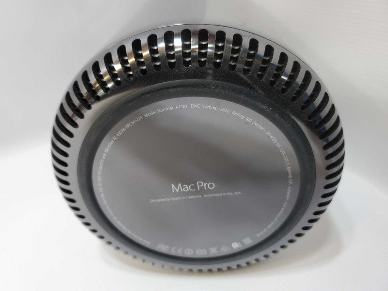 MacPro 2013 Xeon E5-1620 v2 @ 3.7GHz 12GB DDR3 1TB SSD 2x FirePro D300 2GB (