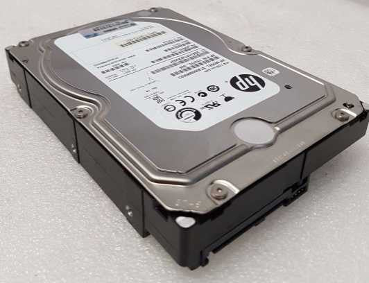 Two boxes of 4TB 3.5\\'\\' SAS HDDs mixed brands - 48 PCS