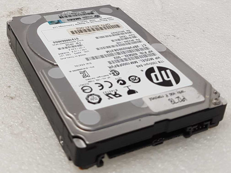 A box of Mixed sizes 900GB-1.2TB SAS 2.5\\'\\'  HDDs mixed brands - 79 PCS
