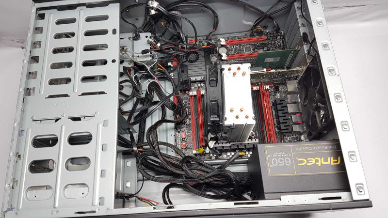 Custom PC Antec i7-3930k @ 3.20ghz / 8gb ram / ASUS Rampage IV Xtreme  #