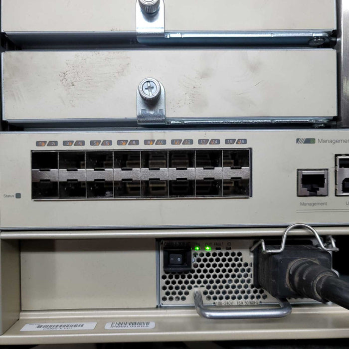 Cisco C6880-X Catalyst 6880-X-Chassis XL Tables W/ 1x C6880-X-3KW-AC =