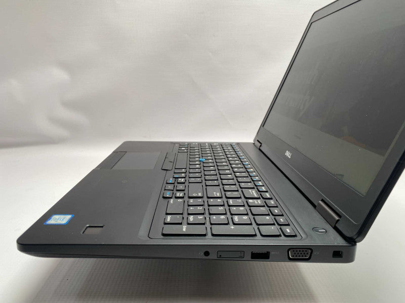 DELL Latitude 5580 with i7-7820HQ CPU 8GB RAM & 256GB Storage  -