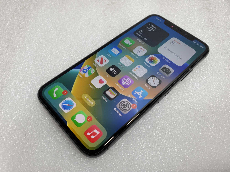 Apple iPhone X - 64 GB - Black [Unlocked] (