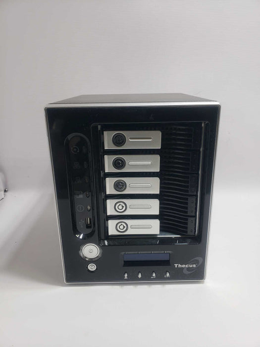 Thecus N5200 Network Attached Storage With (5) 3.5\\" Bays With Caddies NO HDDs )