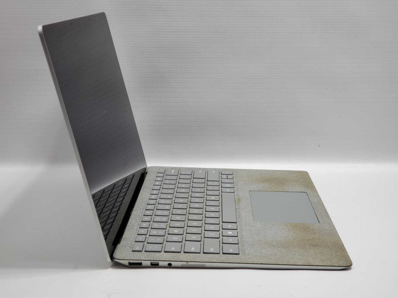Microsoft Surface Laptop 2 (1769) i5-7200U 4GB RAM 128GB Storage (READ) |