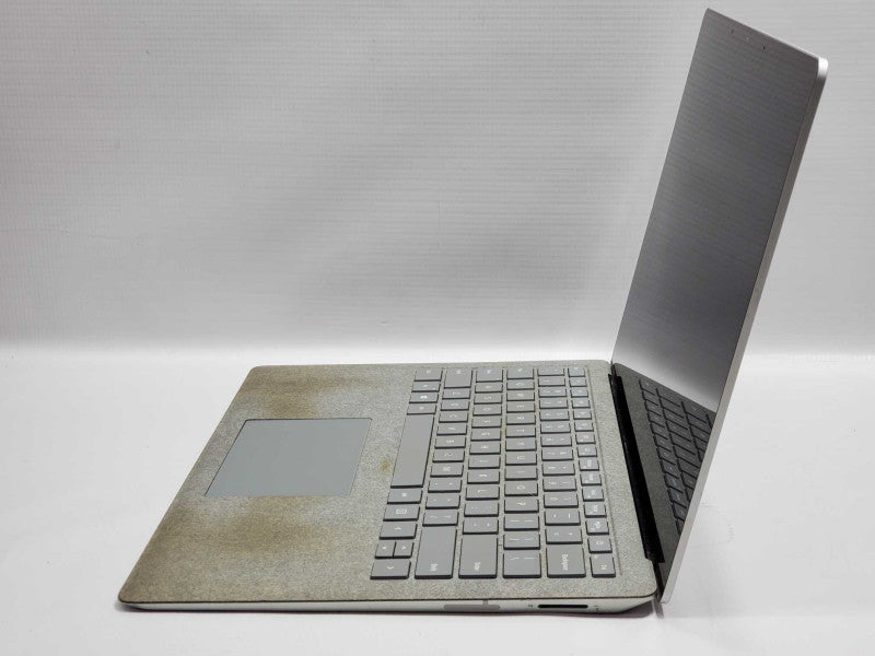Microsoft Surface Laptop 2 (1769) i5-7200U 4GB RAM 128GB Storage (READ) |