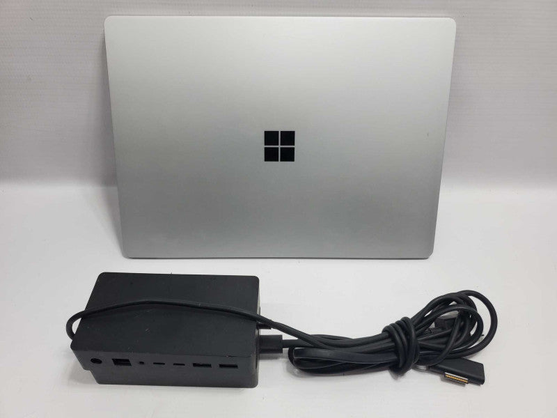 Microsoft Surface Laptop 2 (1769) i5-7200U 8GB RAM 256GB Storage (READ) |