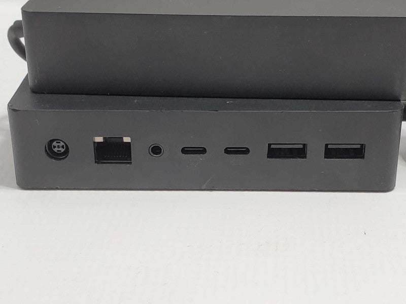 Microsoft Surface Laptop 2 (1769) i5-8250U 8GB RAM 256GB Storage |