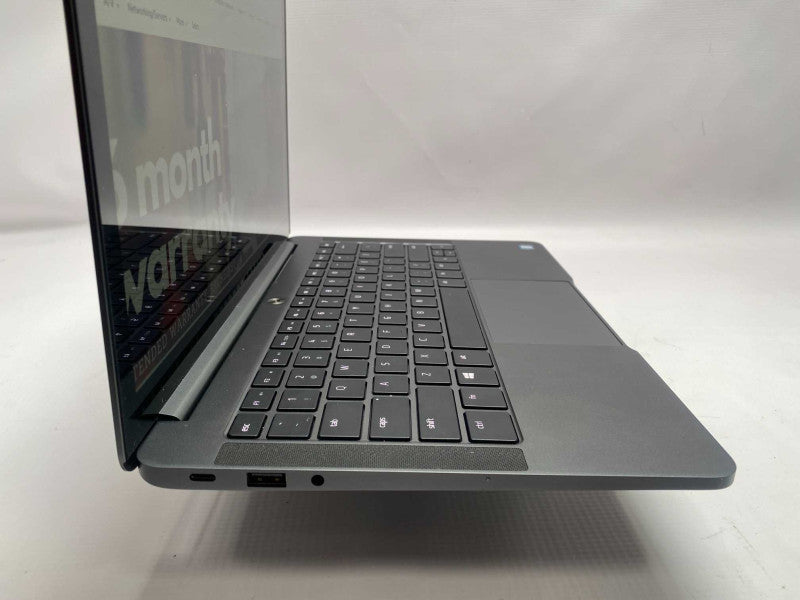 Razer blade Stealth RZ09-0239 with i7-8550U CPU 16GB RAM & 512GB NVME  -