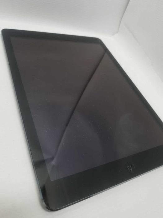 Apple iPad Air 1st Generation A1474 9.7in 16GB WiFi, QTY ~