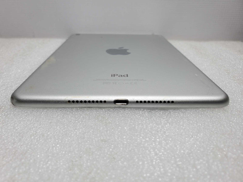 Apple iPad Mini 4 - 8.3\\" - 128 GB - White [A1538] (