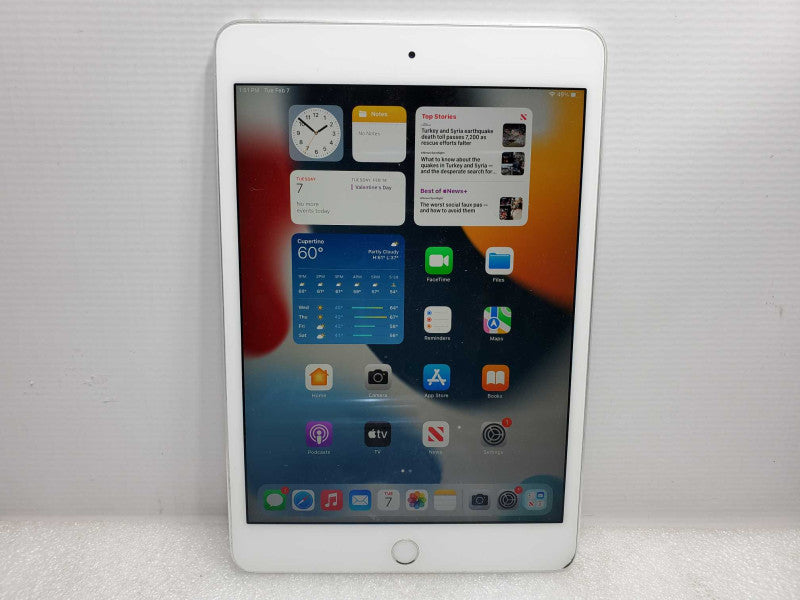 Apple iPad Mini 4 - 8.3\\" - 128 GB - White [A1538] (