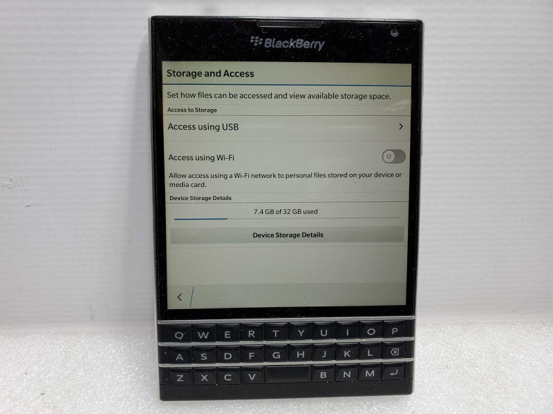 BlackBerry Passport - 32GB - Black [Locked to Wind] (