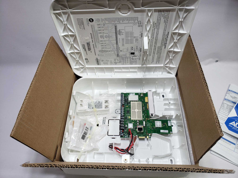 ADT HYBWL-1CN ADT HYBRID For Canada w/WIFI/ZWAVE Installed )