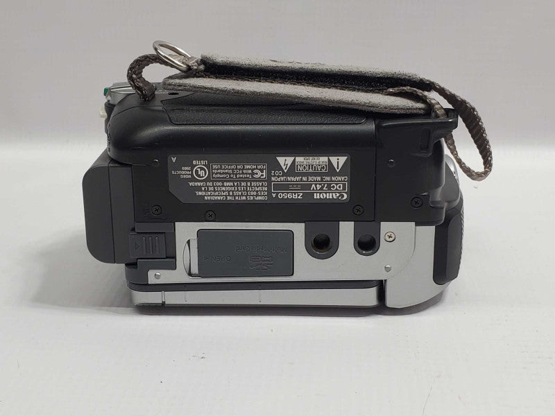Canon ZR950 MiniDV Camcorder |