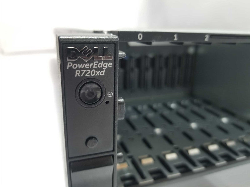 Dell PE R720xd, 2x Xeon E5-2643 3.3GHz QC/64GB ECC, 2x PSU, H710 Mini, 24x2.5\\" ~