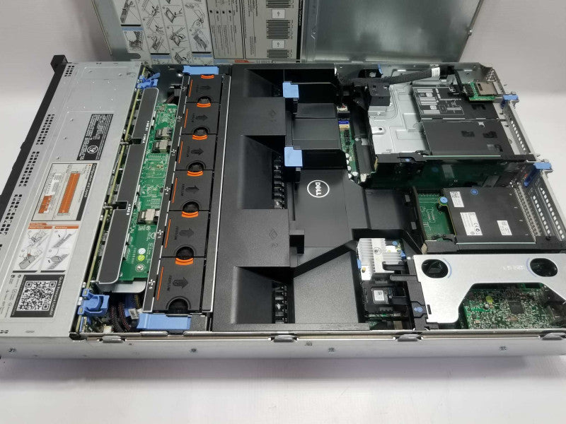 Dell PE R720xd, 2x Xeon E5-2643 3.3GHz QC/64GB ECC, 2x PSU, H710 Mini, 24x2.5\\" ~