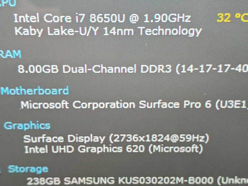 Microsoft Surface Pro 6 (1796) i7-8650U 8GB RAM 256GB Storage |