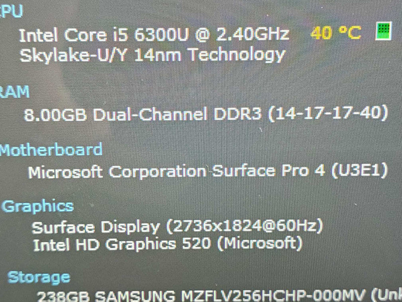Microsoft Surface Pro 4 (1724) i5-6300U 8GB RAM 256GB Storage |