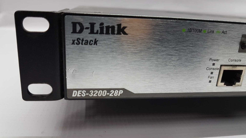 D-Link DES-3200-28P 28x port fast PoE ethernet switch Fact Reset#