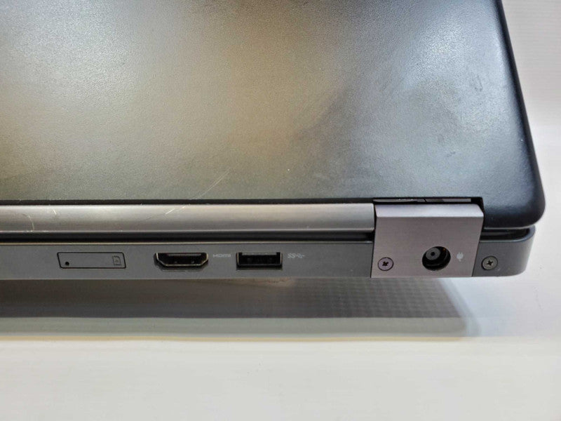 Dell Latitude 5480 Core i5-7300U @ 2.6 GHz 8GB DDR4 250GB SSD [READ] (