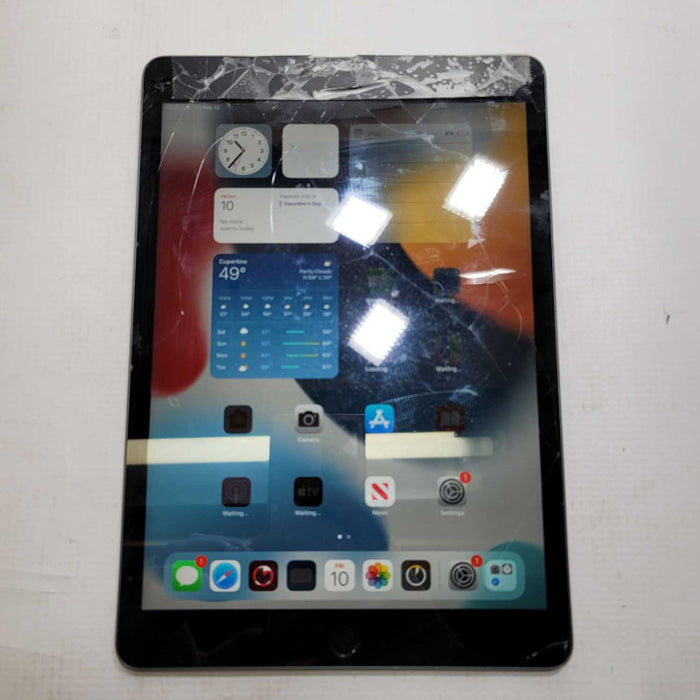 Apple iPad 8th Gen 32GB A2270 Unlocked - READ =