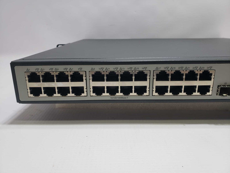 HP JE007A V1910-24G-PoE 24-Port Gigabit Network Switch With RackMount Ears )