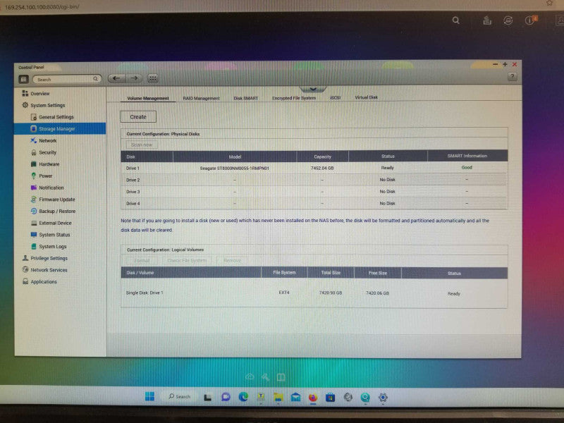 Cisco NSS324 4 Bay Network Attached Storage QNAP TS-459, 1x 8TB HDD  _