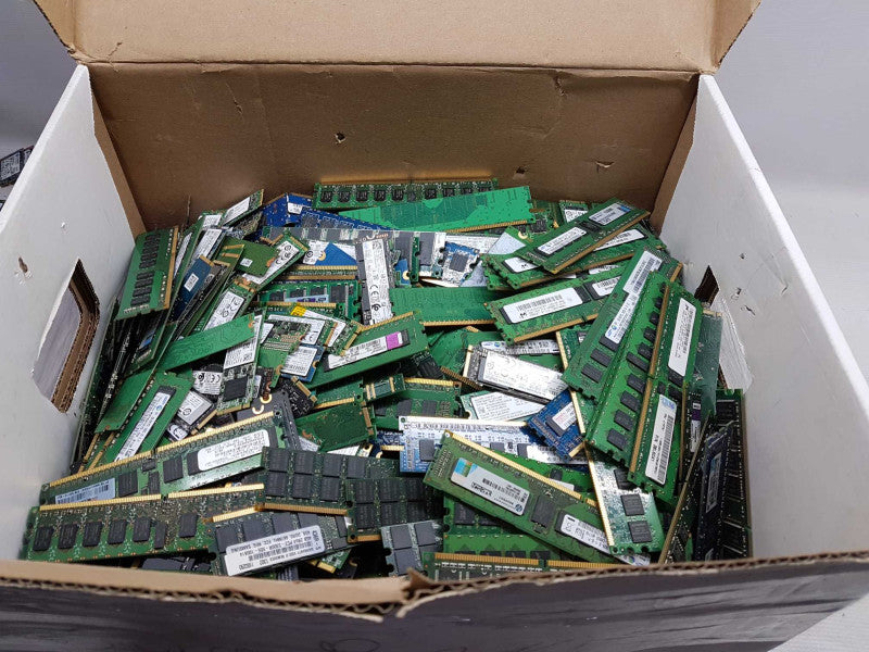 13.34 kg / 29.4 SCRAP MEMORY Non heatSink MIXED - read #