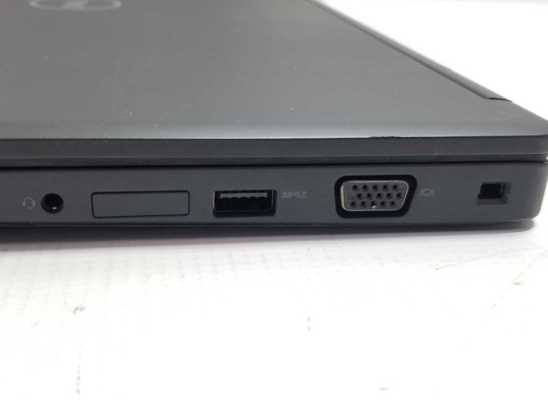 Dell Latitude 5590 i5-8350U 1.70GHz/8GB DDR4, 240GB SSD, 15.6\\", NO AC ~