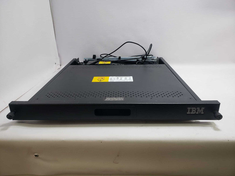 IBM 7316TF3 17\\" LCD Rack Mountable Console Monitor Mouse Keyboard )