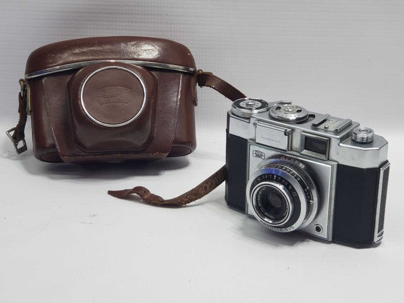 Zeiss Ikon Contina Prontor-SVS VINTAGE Camera (AS-IS) |