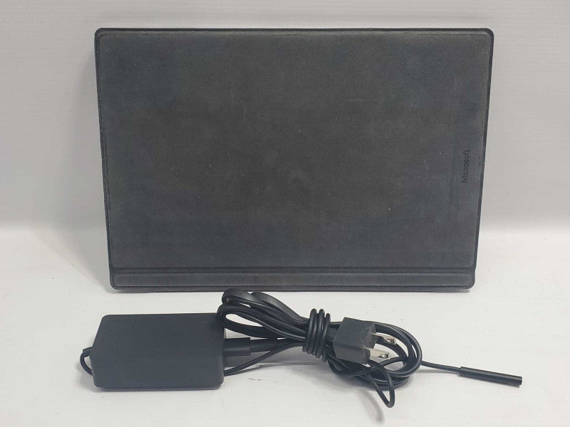 Microsoft Surface Pro 5 (1807) i7-7300U 8GB RAM 256GB Storage |