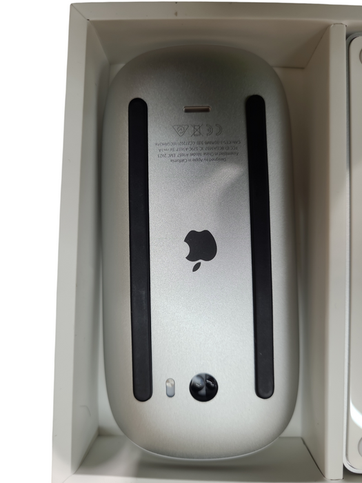 Apple Bluetooth Keyboard & Magic Mouse 2  Q