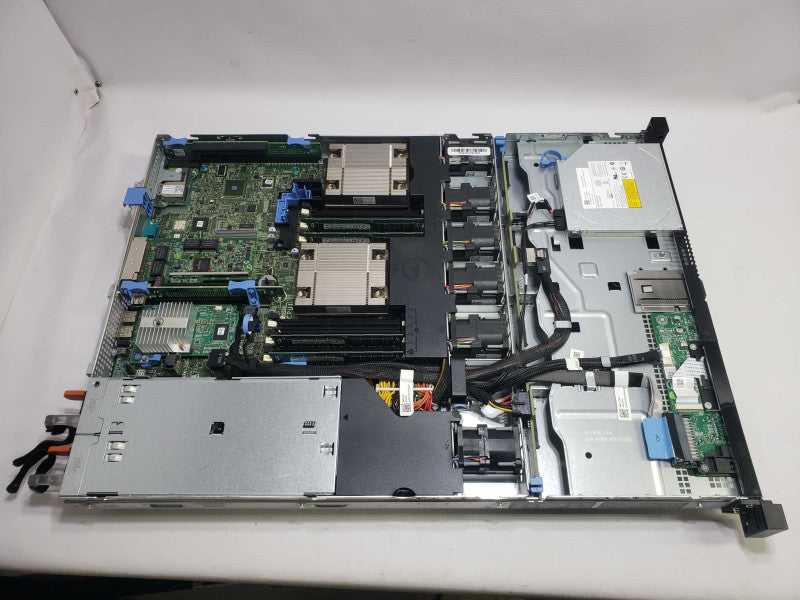 Dell Poweredge R420 2x Xeon E5-2407 V2 @ 2.40GHz 32 GB RAM *READ* )
