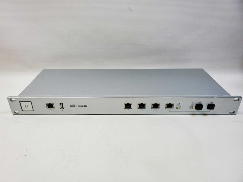 Ubiquiti UniFi Enterprise Gigabit Ethernet SFP Security Gateway Pro USG-PRO-4 (
