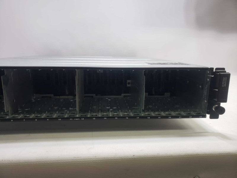 Dell PowerVault MD3220i SAN **READ** )