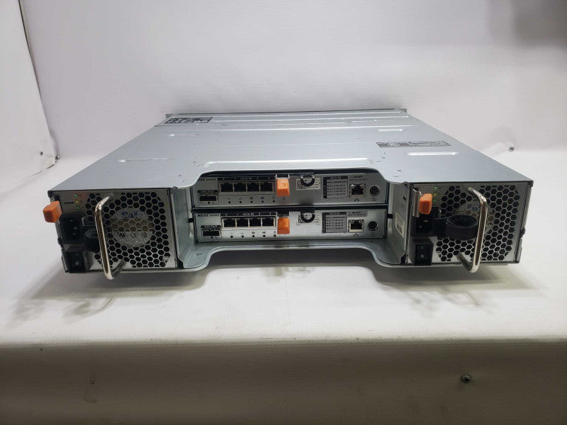 Dell PowerVault MD3220i SAN **READ** )