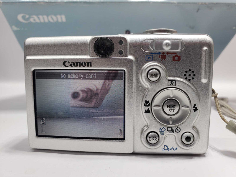 Canon Powershot Digital ELPH SD200 3.2MP Digital Camera |